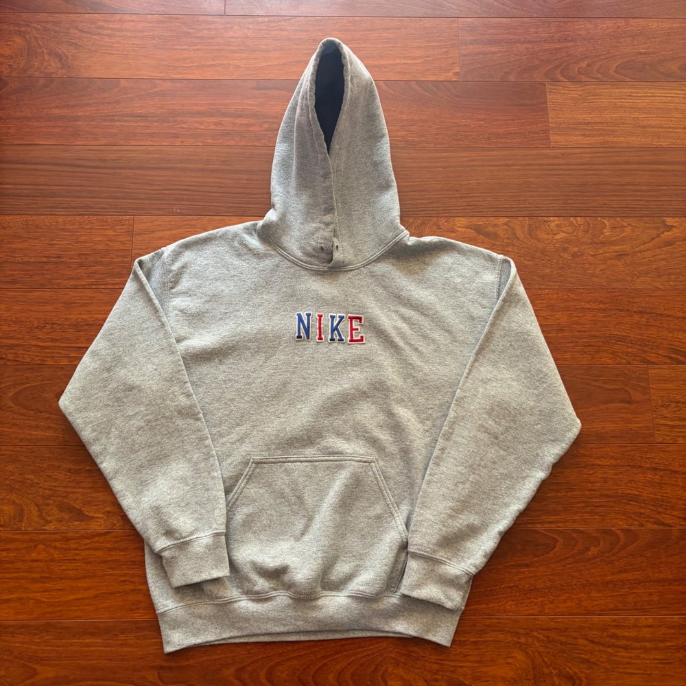Nike Mens Hoodie Sweatshirt M Grey Spellout Center Logo Embroidered Gorpcore Y2K